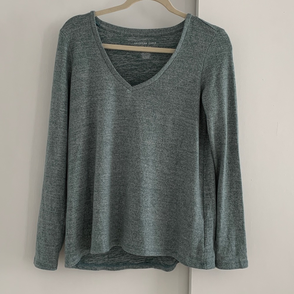 American Eagle shirt